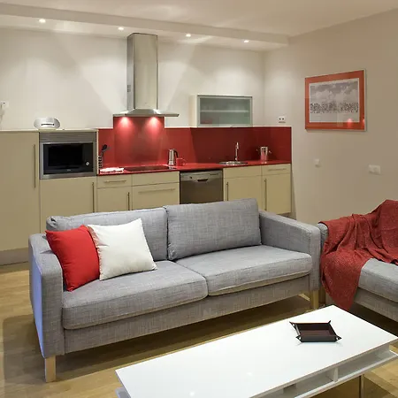 Flateli Pelayo Barcelona